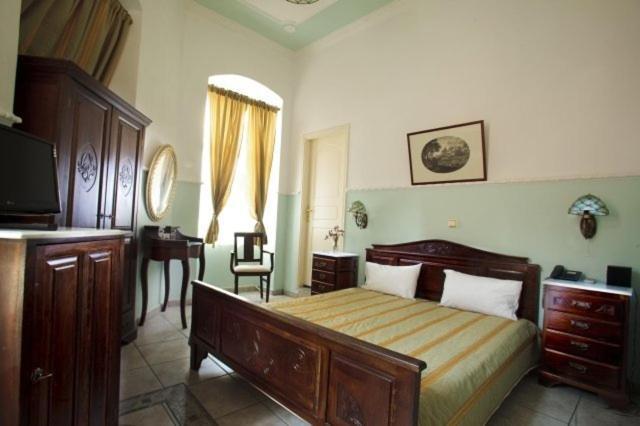 Monte Kristo Hotel Hermópolis Quarto foto